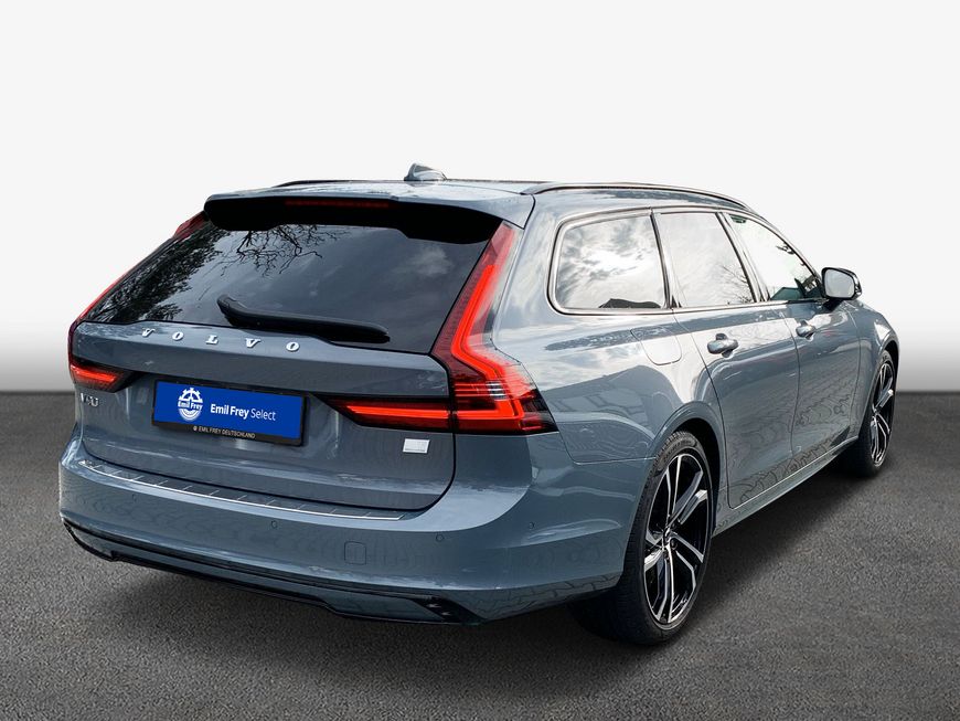 Volvo  T8 Recharge AWD