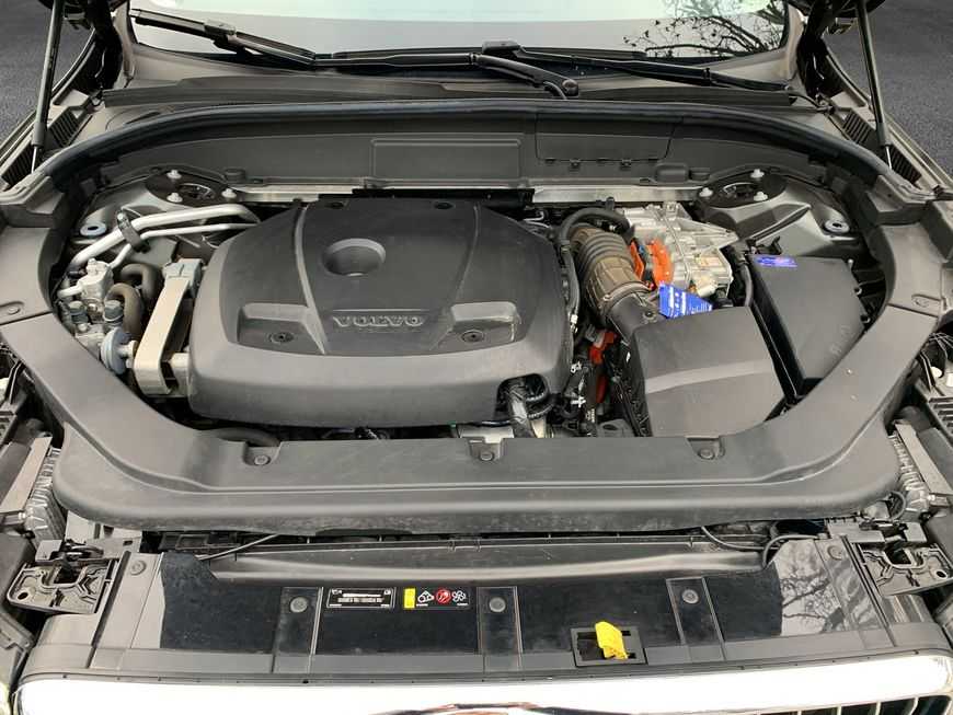 Volvo  T8 Twin Engine AWD Geartronic